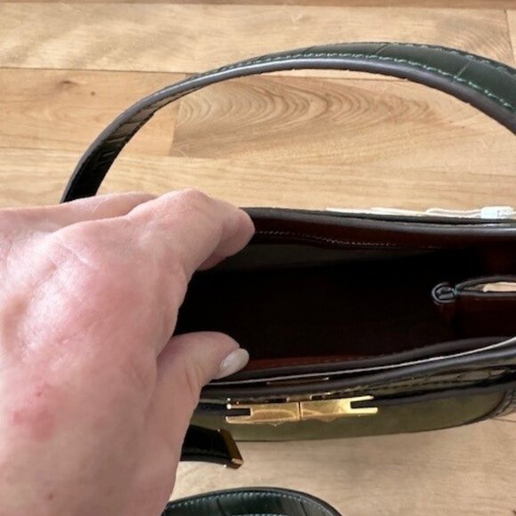 GIFT NEW TORY BURCH LEE RADZIWILL KELP GREEN CROSSBODY CROC LEATHER SUEDE $658 - Picture 11 of 16